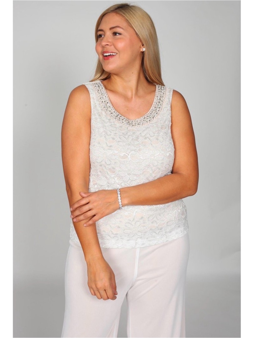 R&M Richards White Lace Beaded Scoop Neck Tank